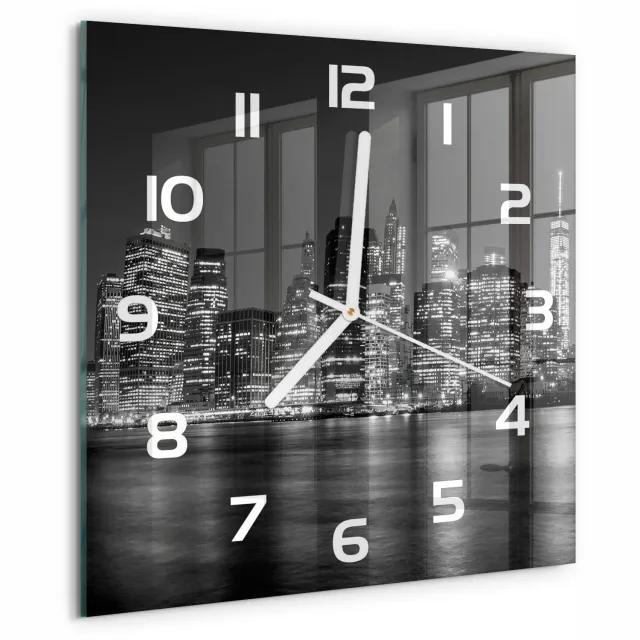 TULUP Wandklok - Manhattan 's nachts Klok Glas Met Opdruk - 30x30 cm - Zwart-wit Moderne Wandklok Glas - Witte handen - Vierkante Klok - Decoratieve Glazen Klok - Glazen Wandklok Design