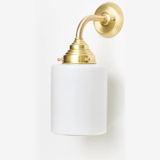 Coloured by Art Wandlamp Strakke Cilinder Curve Messing - Art Deco Trade