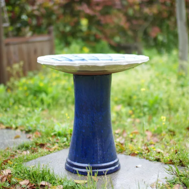 MIVRAY Tuinbeeld – Handgemaakt Vogelbad Ø 43 x 45 cm – Keramiek – Blauw Wit Verloopglazuur – Voor Tuin Terras En Balkon – Vorstbestendig