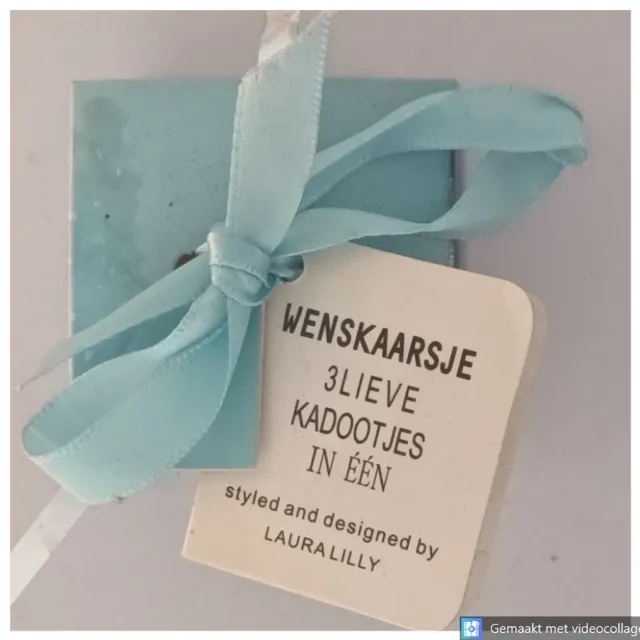 Laura Lilly wenskaarsje met bedeltje - Kerst Wit