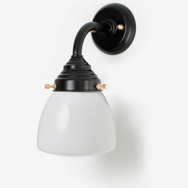 Coloured by Art Buitenlamp - Wandlamp Schoolbol Small Curve Zwart - Art Deco Trade