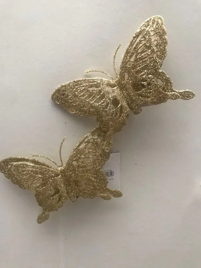 Christmas House Set van 2 gouden vlinders op clip kersthangers en ornamenten Lainey