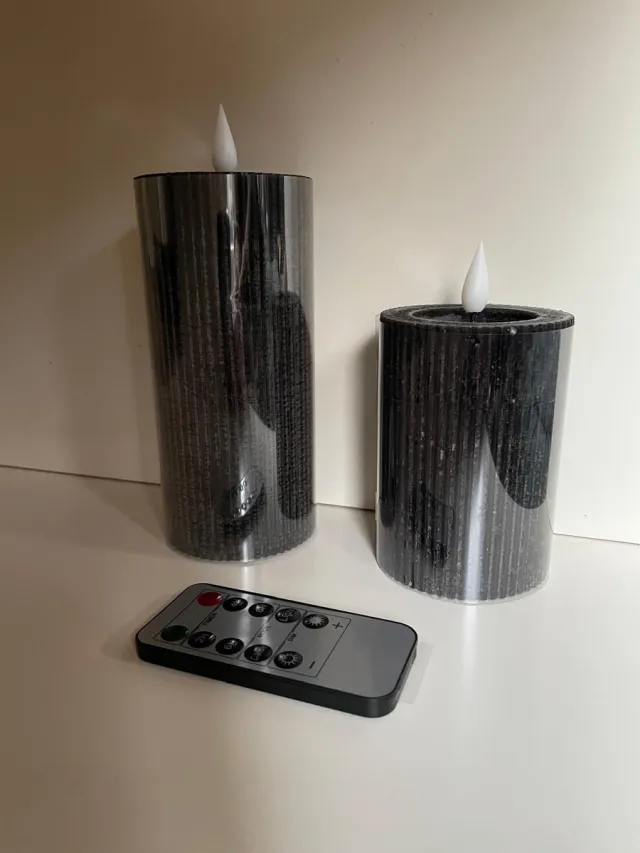 HAIS Led kaarsen met afstandsbedineing set van twee - D.7/10/15 cm - Zwart Rustiek Wax