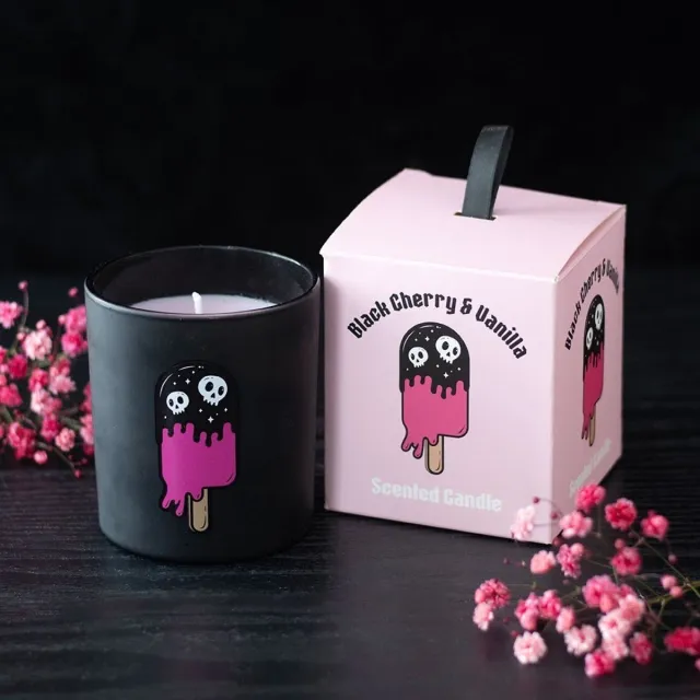Something Different Black Cherry & Vanilla Geurkaars - Zwart/Roze