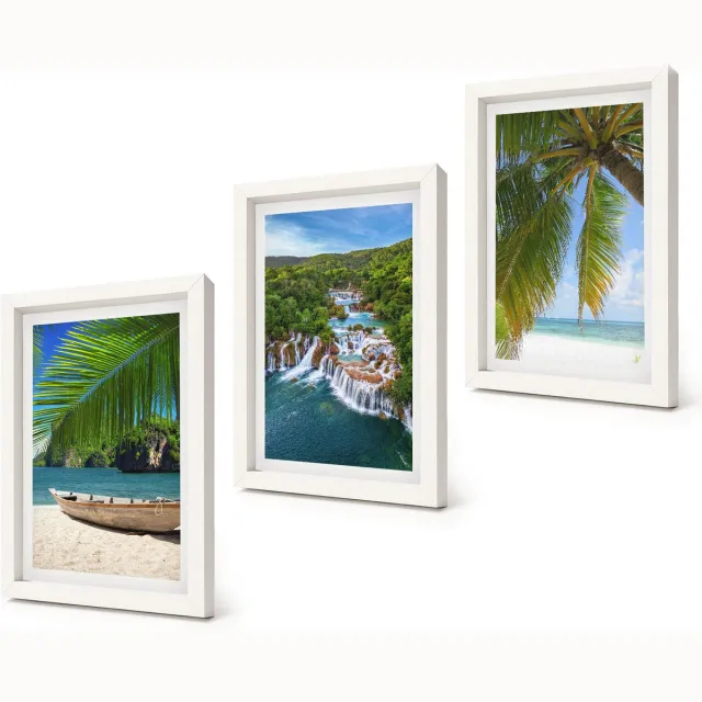 Coloray 3-Delige Schilderij Set - Strand met boten, watervallen en palmbomen in de tropen - 20x30 - Stijlvolle Wanddecoratie - Interieur - Muurdecoratie Witte lijst