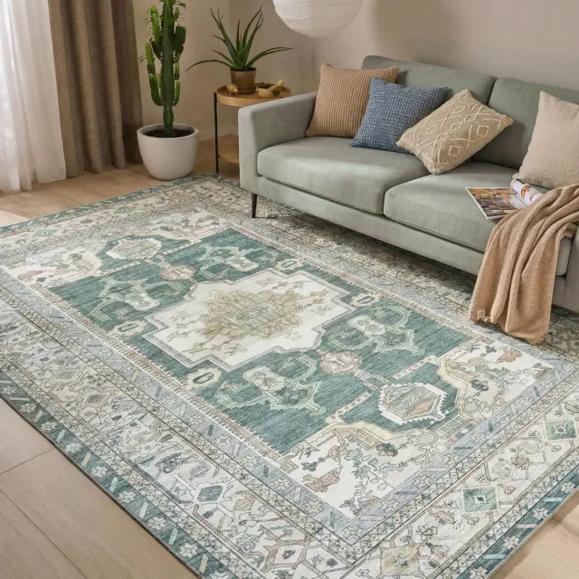 flycarpets Burano Vintage Oosters Vloerkleed - Groen / Beige - Laagpolig Tapijt - 120x170 cm