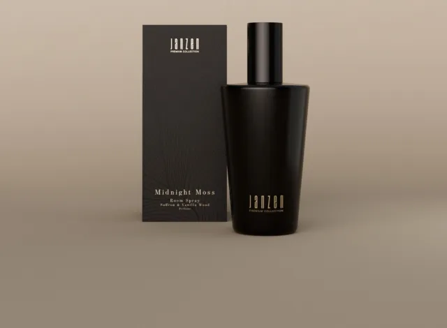Janzen Room Spray Midnight Moss Zwart