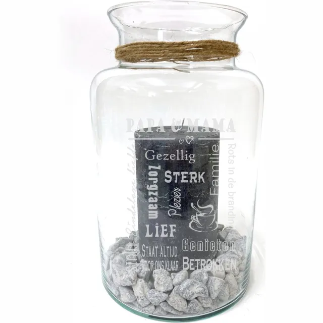 SandD-art Windlicht/Vaas met tekst gravure PAPA en MAMA. Zonder kaars en stenen. Het formaat is 30cm, 16cm doorsnede. Transparant glas