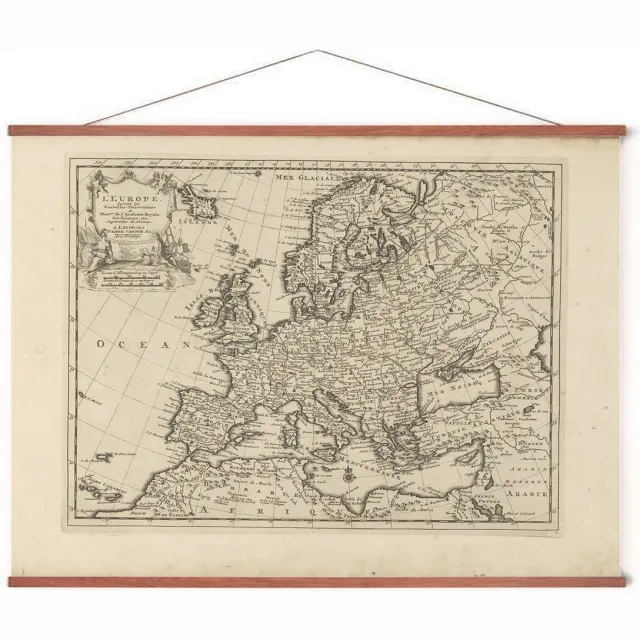 Esque Poster In Posterhanger - Historische Kaart Europa - 50x70 cm - Kader Hout - Ophangsysteem - Vintage Plattegrond - Educatief