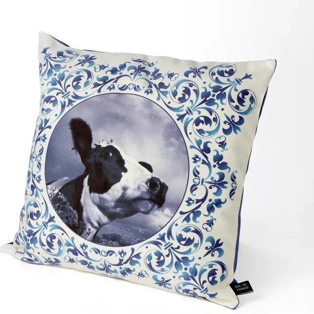 Hugs Indoor 50x50 Delfts blauw koe