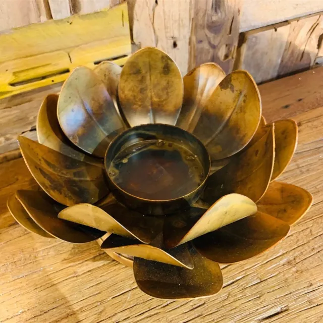 De Huismus Luxury Line De Huismus - Kaarsenhouder Goud Metaal - Handgemaakt - Lotusbloem Design