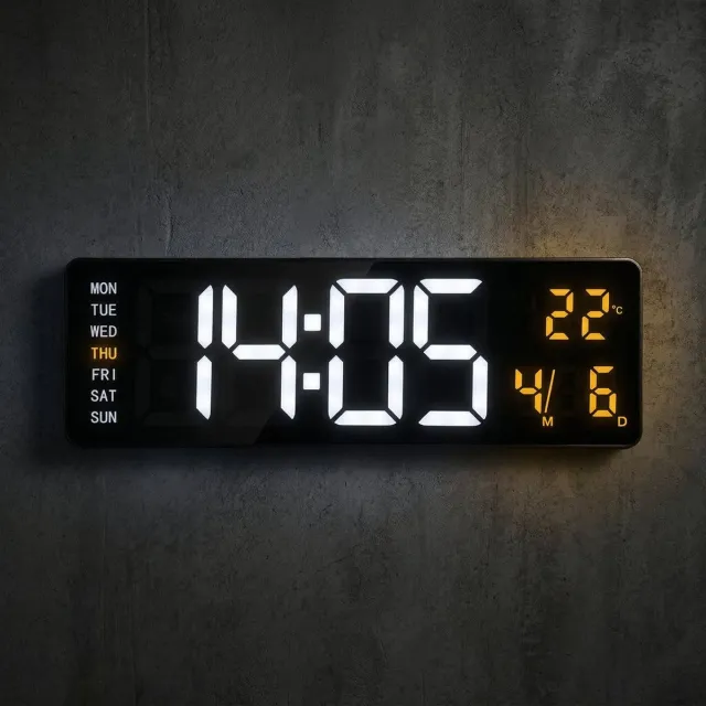Cheqo Digitale Wandklok met Groot Display - LED Klok met Temperatuurweergave - Wekker met Datum en Dag - Countdown Timer - USB Cijferklok met Grote Cijfers - Digitale Klok - Muurklok - Alarm Klok voor Woonkamer, Slaapkamer en Kantoor Zwart
