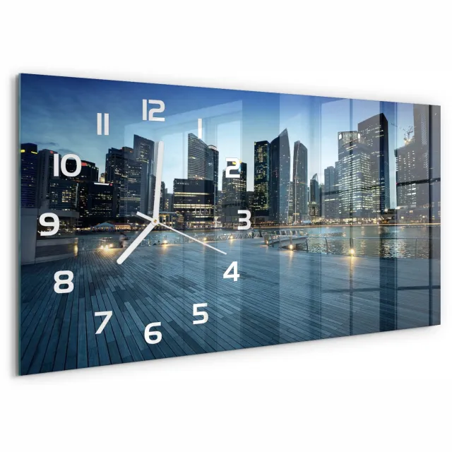 TULUP Wandklok - Singapore bij nacht Glazen Wandklok Design - 60x30 cm - Blauw Klok Glas Met Opdruk - Witte handen - Rechthoekige Klok - Wandklok Glas Met Motief - Decoratieve Glazen Klok