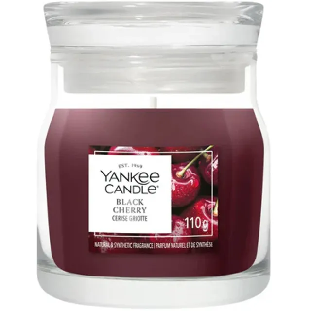 Yankee Candle Black Cherry Small Jar Geurkaars - tot 30 branduren Rood