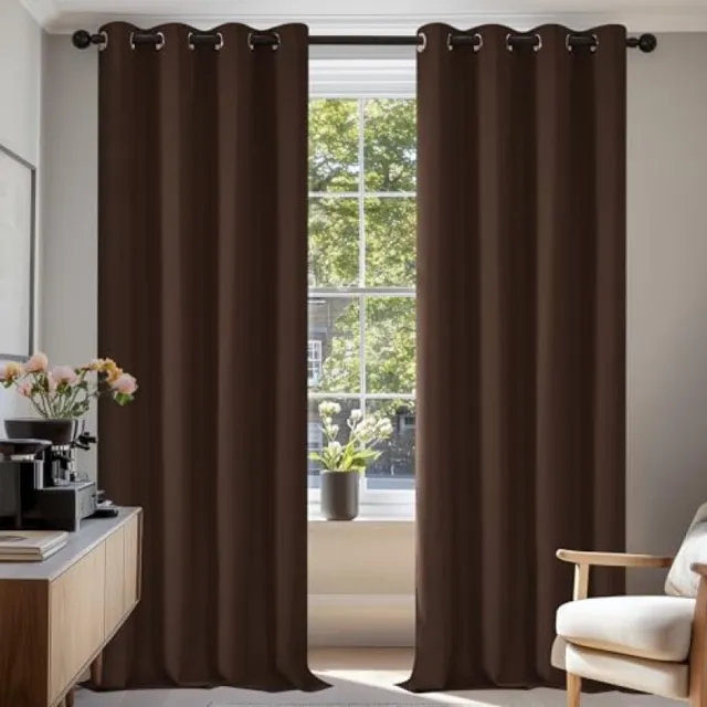 Nazik Living Verduisterende Gordijnen met Oogjes 140x245 cm per Paneel – 2 Stuks – Thermisch & Warmtewerend – Chocolade