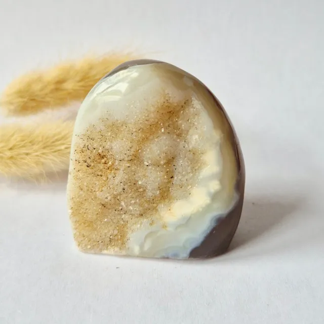 Moonlight Gemstones Druzy Agaat uit Uruguay – 124 gram #155 | Natuurlijke Geode Edelsteen Meerkleurig