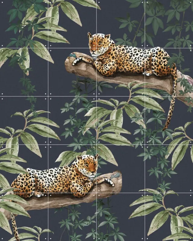 IXXI Chilling in the Jungle, Creative Lab Amsterdam - 80 x 100 cm - Grote wanddecoratie en posters - Aquarel, Speels, Illustraties, Woonkamer Groen / Donkere tinten