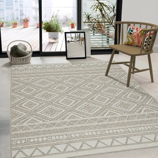 the carpet Calgary – Modern vloerkleed in boho-stijl, geschikt voor keuken & eetkamer, beige, 140 x 200 cm