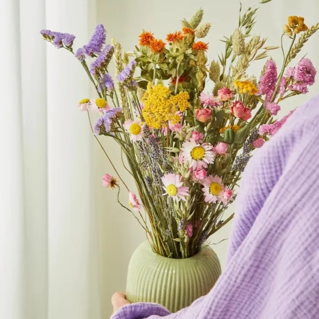 Wildflowers by Floriette Droogbloemen Multi - Spring Veld Boeket - Uniek en duurzaam cadeau voor ieder seizoen - Ecologische bloemen en verpakking! mix van diverse kleuren