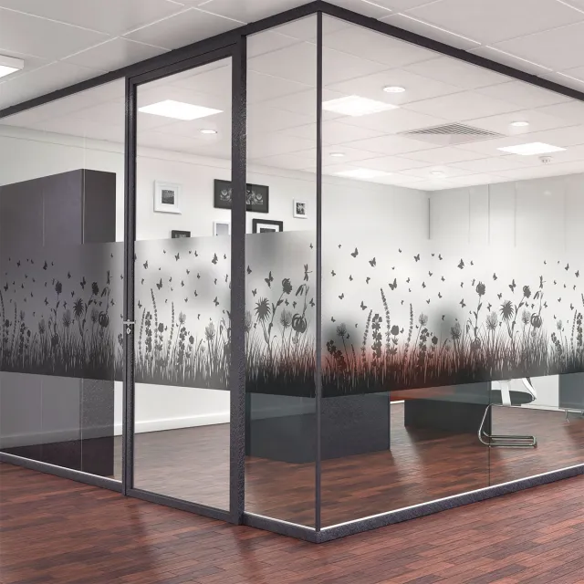 Ambiance Sticker Privacy raamfolie - BLOEMENVELD EN VLINDER - Stickers voor ramen en douchedeuren - 40x200cm Wit
