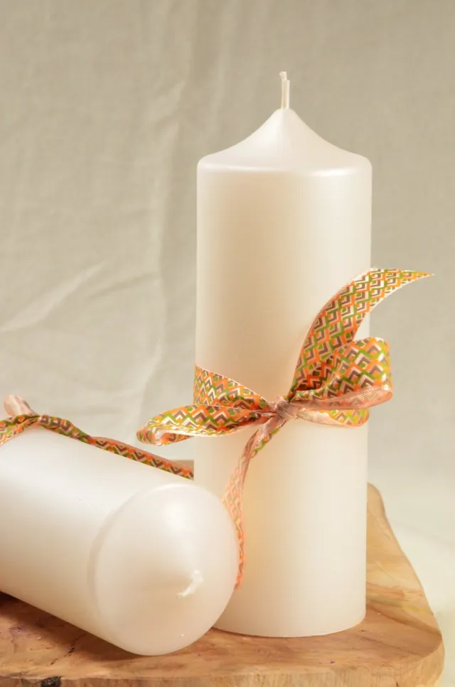 MilaNNE Candles by Milanne - XXL Klok kaars in WIT PERL MAT, hoogte: 18 cm - BEKIJK VIDEO