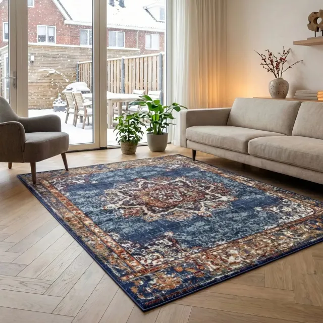 flycarpets Klassiek Vintage Vloerkleed Maderno - Blauw / Multi - 80x120 cm - Perzisch Tapijt Laagpolig - Loper