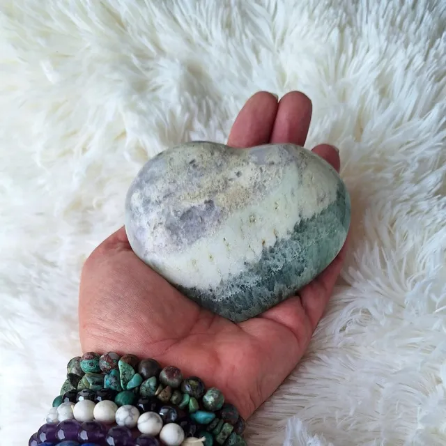 Healing Magic 777 Edelstenen - Fluoriet hart - emotionele heling, focus, energie reinigen, zelfliefde, kalmte, aura reinigen, innerlijke rust groen wit