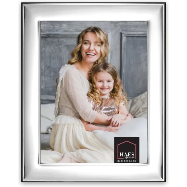 HAES deco Verzilverde Fotolijst Bari voor een foto van 13x18 cm – Fraai Verzilverd met luxe Houten achterzijde en standaard om neer te zetten – VP10418