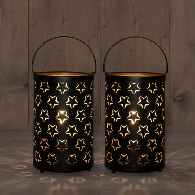 Anna's Collection Anna Collection Led sfeer lantaarn - 2x - zwart met sterren - B12 x H19 cm - voor buiten - tuin lantaarns