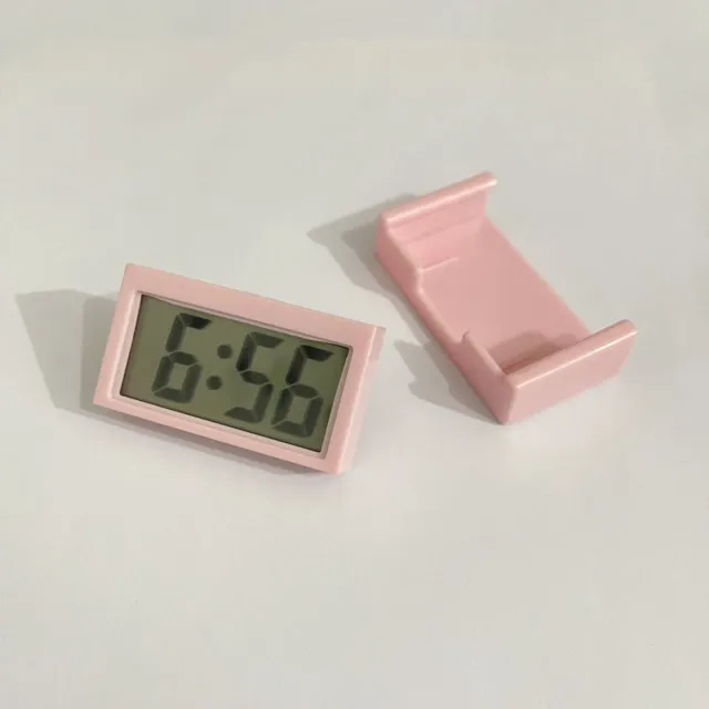 OUTARO Mini Car Clock - Kleine Digitale Klok - Mini Klok voor Auto - Dashboard - Bureau - Tafel - Badkamer -roze