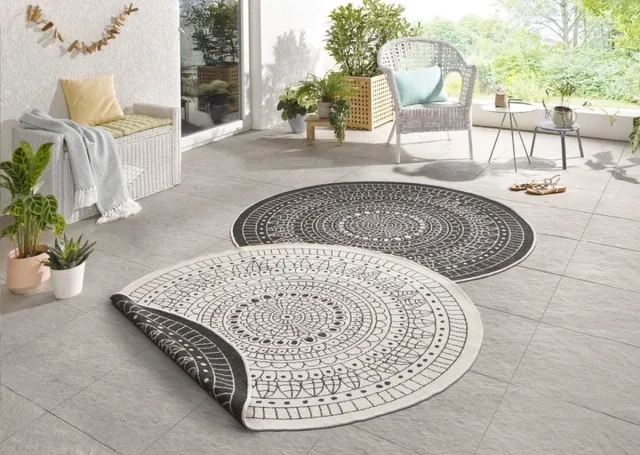 flycarpets Omkeerbaar Vloerkleed - Binnen & Buitenkleed Porto- Zwart / Creme - 100x100 cm