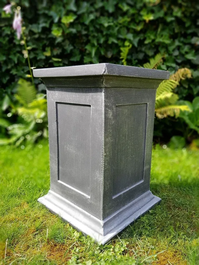 Inspiring Minds Sokkel 50cm klassiek zilver | GerichteKeuze Antiek Zilver