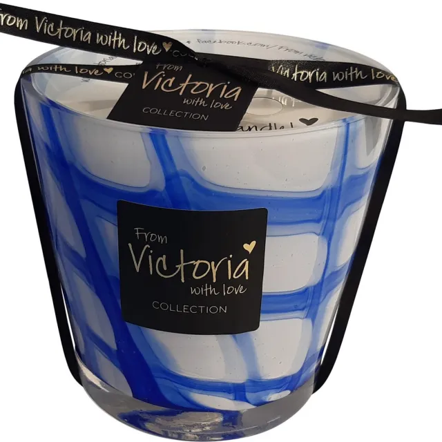 VICTORIA WITH LOVE BY PHILLINE.BE Victoria with Love - Kaars – Pierre blue– M - Geurkaars