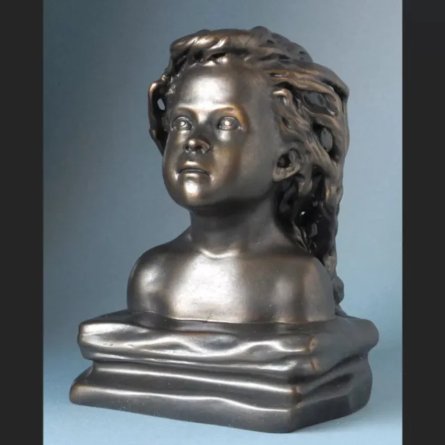 Parastone Beeld Claudel La Petite Châtelaine brons