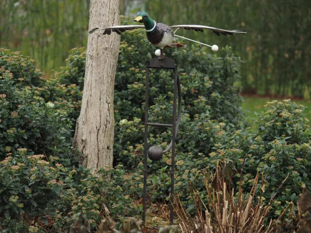 stg80 Metalen tuinsteker vliegende eend - beweegt in de wind - 100x50x135 - tuin decoratie multi