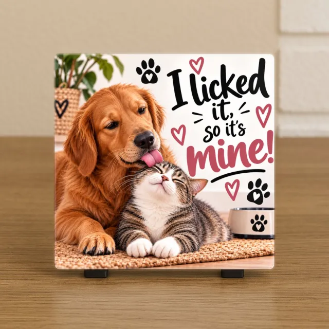 CreaCraft Wenstegeltje “I licked it, so it's mine!” – Tegeltje met tekst - Hond en kat - Grappig - Cadeau voor familie, vriend, vriendin, collega of zomaar – Wenstegeltje - Brievenbuscadeau - CreaCraft Licked hond/kat
