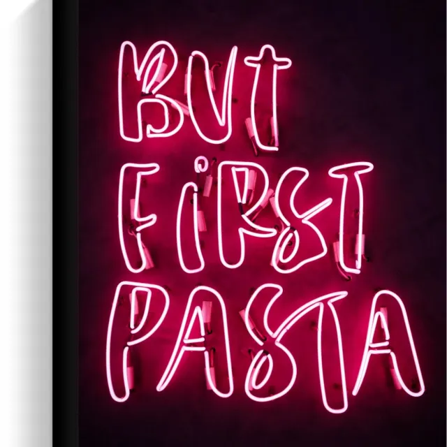 KuijsFotoprint Canvas - ''But First Pasta'' Roze Neon - 30x40cm Foto op Canvas Schilderij (Wanddecoratie op Canvas) Zwart