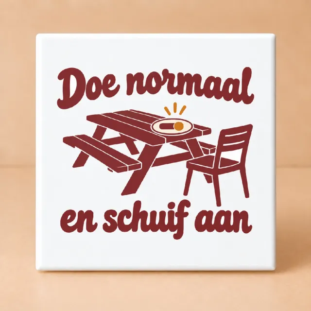 Bedruk King Retro Gezelligheidsmaxxing Tegel – Stijlvolle Jaren 70 Wanddecoratie met Dikke Ronde Letters voor Thuisgebruik - 11 x 11 cm Wit