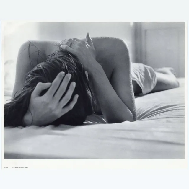 Catch Projecten Mini zwart-wit poster - Bed - Alain Daussin - 24x30 cm