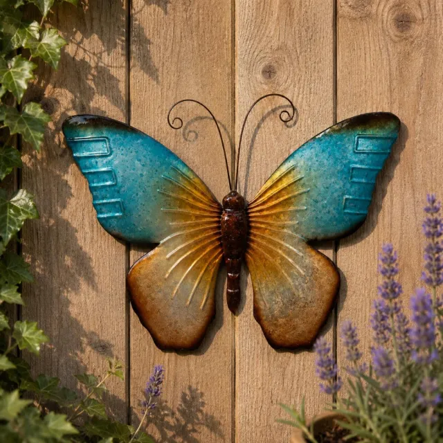 Anna's Collection Wand decoratie vlinder - blauw - 32 x 24 cm - metaal - muurdecoratie