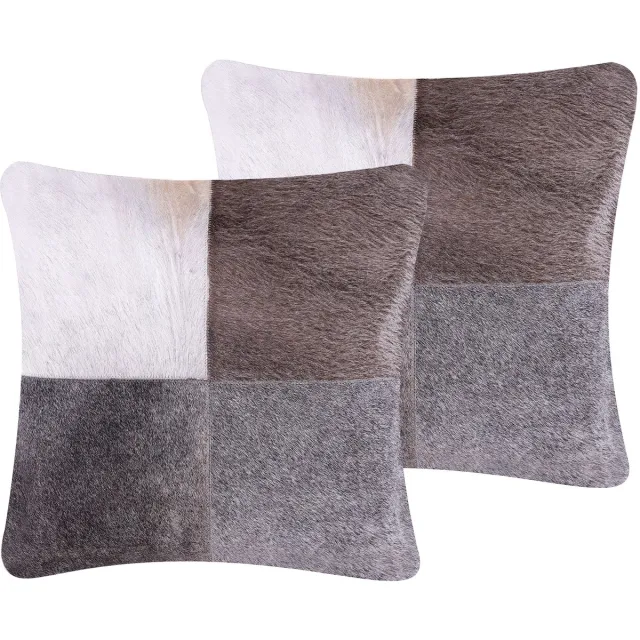 Beliani NELLAD - Sierkussen set van 2 - Lichtgrijs - 45 x 45 cm - Leer