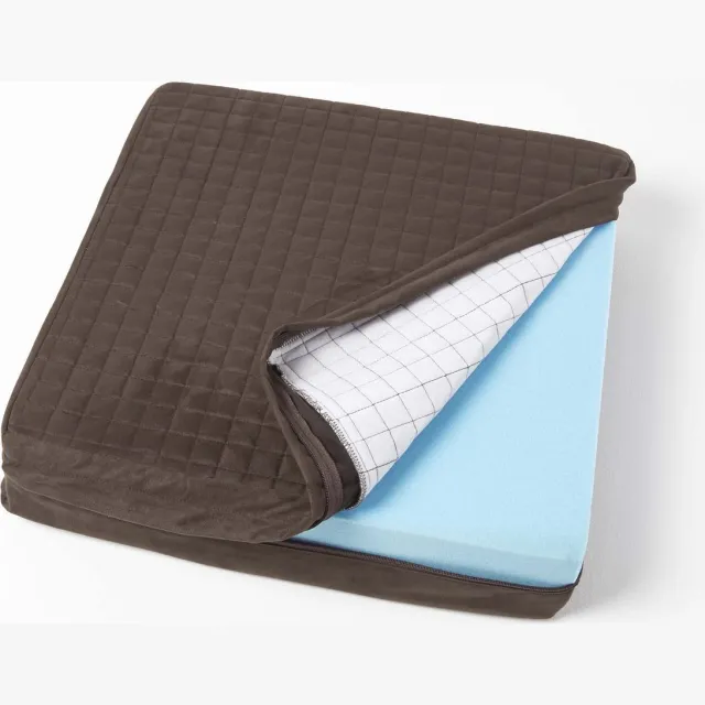 Homescapes Orthopedisch zitkussen 50 x 50 x 10 cm – velours fauteuilkussen bruin