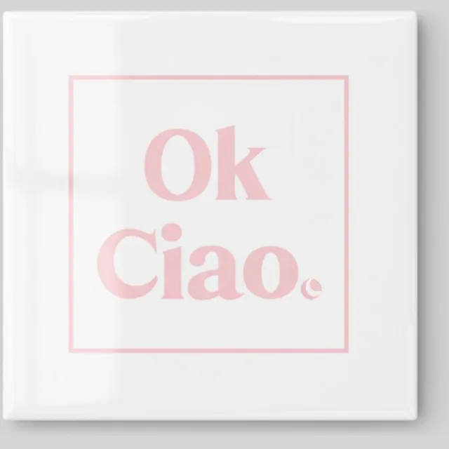 Nevolis Ok Ciao Minimalistische Quote Keramische Tegel – Zacht Roze Moderne Wanddecoratie – 15 x 15 cm Multi Color