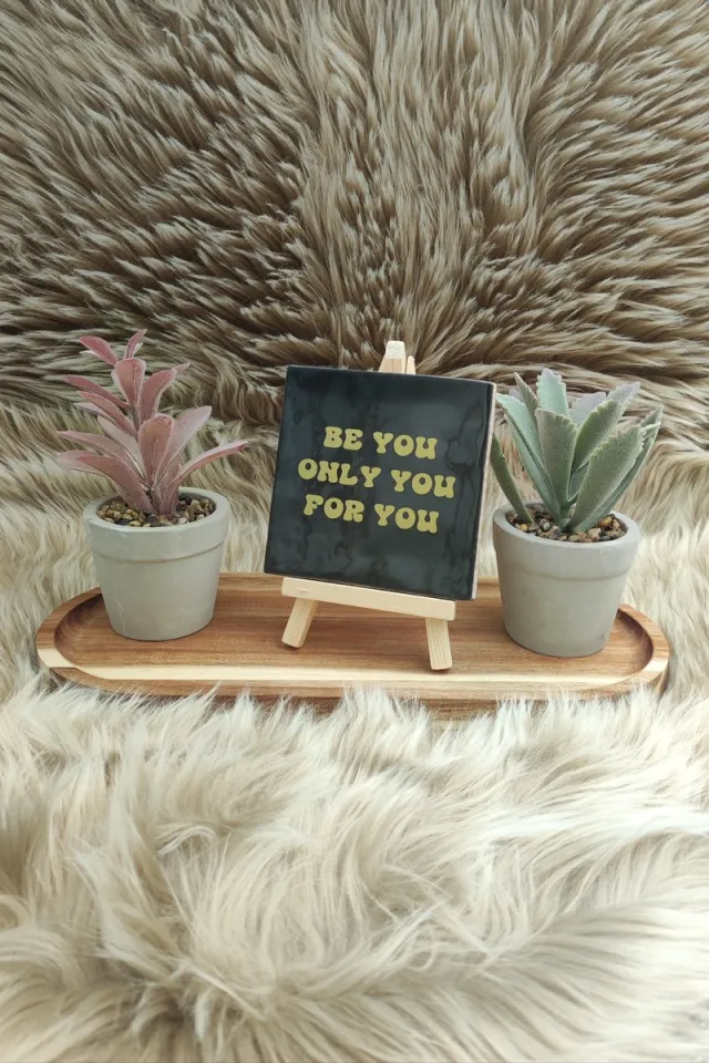 CreaCraft Robuust Wenstegeltje – Hip trendy tegeltje – zwart - goud - be you - cadeau - gift - verjaardag - zomaar - gepersonaliseerd cadeautje - decoratie voor woonkamer - spreuktegel - Kado – Trendy nu Zwart met goud. Be you