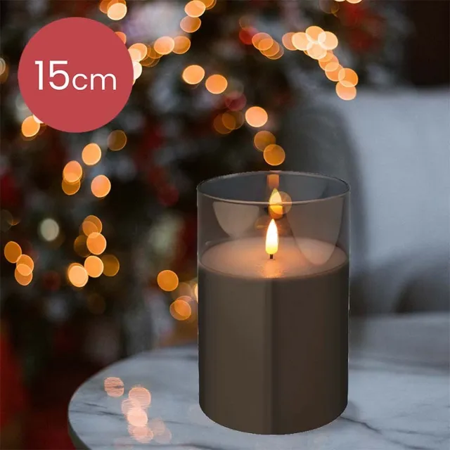 Lumineo LED kaars cedar bruin met rook grijs glas en vlam effect - 10 x 15cm - voor binnen
