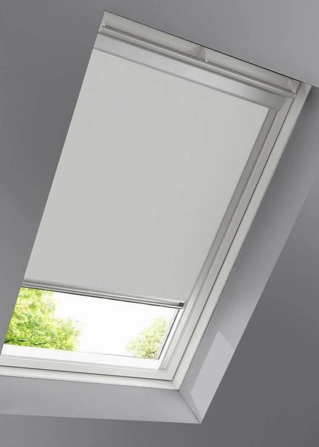 Fakro verduisterend rolgordijn ARF 78x78cm wit 255 wit 225