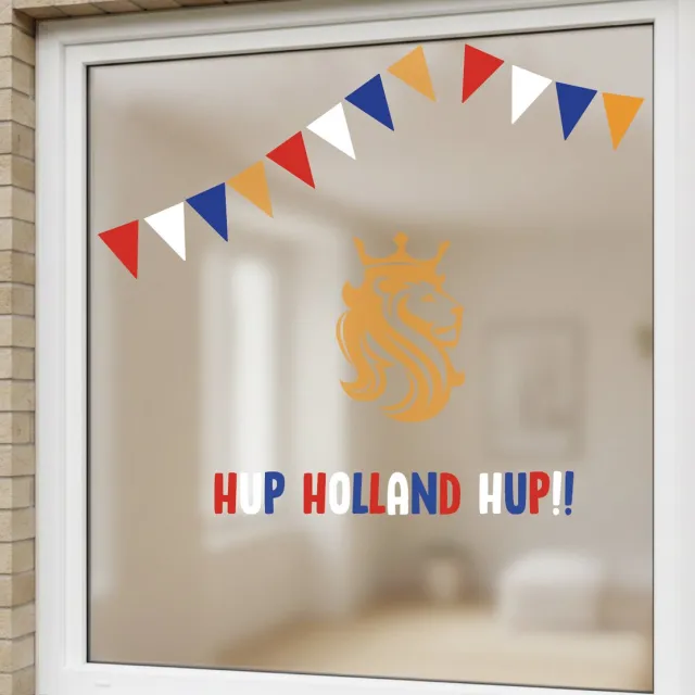 Lievf Oranje raamstickers WK/EK – Leeuw met kroontje, vlaggenlijn en Hup Holland Hup – herbruikbare voetbal raamstickers