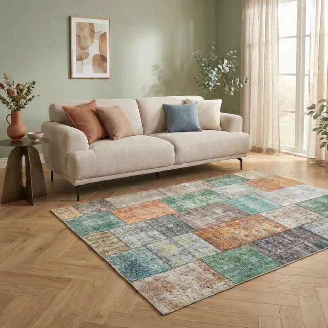 flycarpets Burano Vintage Patchwork Vloerkleed - Multi - Groen - Oranje - Laagpolig Tapijt Woonkamer