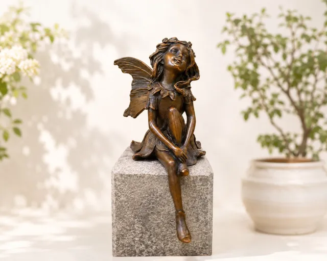Bronzartes ZITTENDE ENGEL / BRONZEN BEELD / FEE / BRONZEN ELFJE bruin