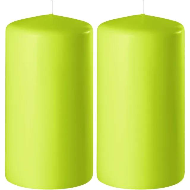 Enlightening Candles Cilinderkaars - 2x - stompkaars - limegroen - D6 x H15 cm - 58 branduren - Dikke kaarsen - Voor kandelaar of plateau